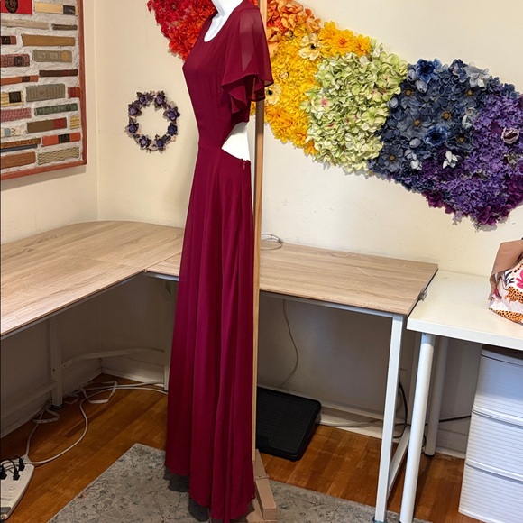 Lulu’s Garden Bliss Burgundy Cutout Maxi Dress - Picture 10 of 10